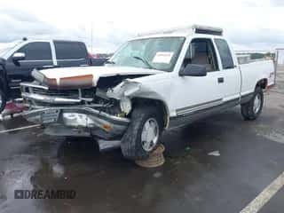 1996 Chevrolet Silverado 1500 с VIN 1GCEK19R8TE251962, выставлен на аукционе IAAI как лот 43391675 с пробегом 329 983 миль миль и . История ставок и продаж доступна на DreamBid. Изображение 2.