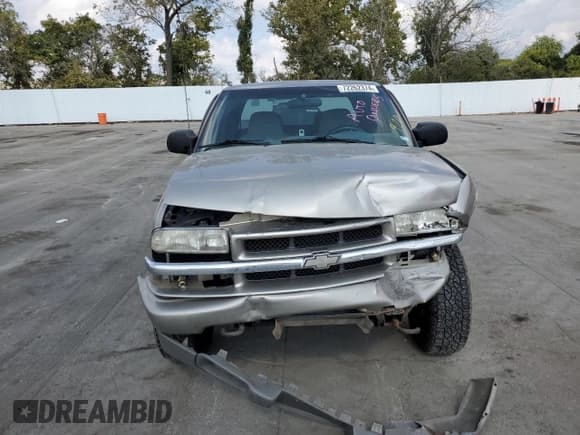 ✅ 2003 Chevrolet S-10 LS • VIN: 1GCDT13X83K186905 • Лот: 72262374. Опубликован ранее на Copart с пробегом 222 081 миль. Бесплатный доступ к архиву аукционных продаж из США и подробный отчёт об истории автомобиля на DreamBid. Изображение 5.