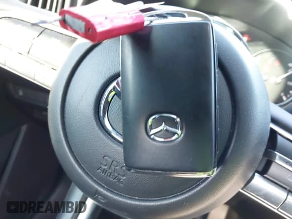 ✅ 2024 Mazda CX-50 S Preferred • VIN: 7MMVABBM2RN217211 • Lot: 43410951. Listed on IAAI with 14,009 mi. Free auction sales archive from the USA and detailed vehicle history report at DreamBid. Image 11.