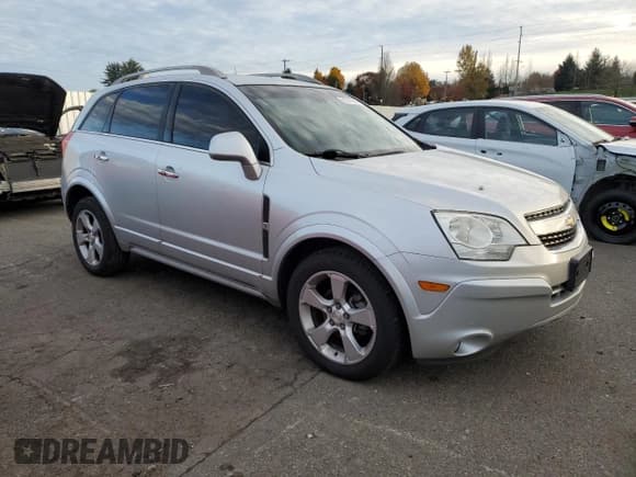 ✅ 2013 Chevrolet Captiva Sport LTZ • VIN: 3GNAL4EK1DS555199 • Lot: 92310925. Wystawiony na Copart z przebiegiem 140 506 mil. Bezpłatny archiwum sprzedaży aukcyjnych z USA i szczegółowy raport historii pojazdu na DreamBid. Zdjęcie 4.