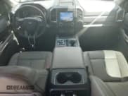 ✅ 2019 Ford Expedition XLT • VIN: 1FMJU1HT8KEA78444 • Lot: 67445845. Wystawiony na Copart z przebiegiem 81 813 mil. Bezpłatny archiwum sprzedaży aukcyjnych z USA i szczegółowy raport historii pojazdu na DreamBid. Zdjęcie 8.