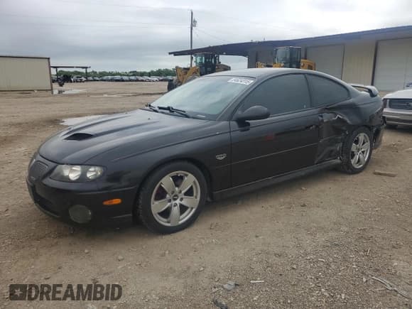 ✅ 2005 Pontiac GTO • VIN: 6G2VX12U25L432867 • Lot: 54624315. Listed on Copart with 51,449 mi. Free auction sales archive from the USA and detailed vehicle history report at DreamBid. Image 1.
