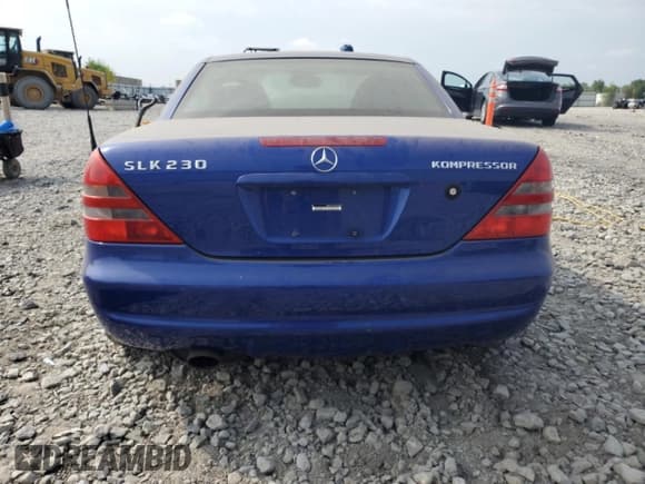 ✅ 1999 Mercedes-Benz SLK 230/320 • VIN: WDBKK47F2XF093050 • Lot: 81434605. Wystawiony na Copart z przebiegiem 61 177 mil. Bezpłatny archiwum sprzedaży aukcyjnych z USA i szczegółowy raport historii pojazdu na DreamBid. Zdjęcie 6.