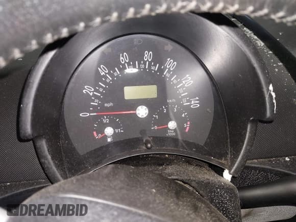 ✅ 2000 Volkswagen Beetle GLS • VIN: 3VWCF21C6YM462522 • Lot: 43896364. Wystawiony na IAAI z przebiegiem Nie podano. Bezpłatny archiwum sprzedaży aukcyjnych z USA i szczegółowy raport historii pojazdu na DreamBid. Zdjęcie 7.