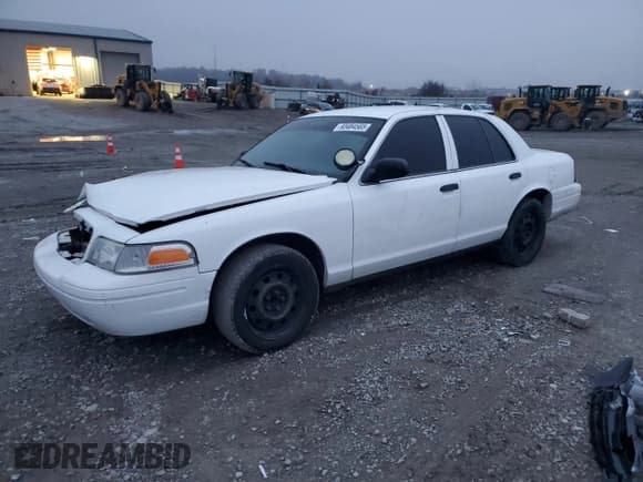 ✅ 2010 Ford Police Interceptor • VIN: 2FABP7BV4AX121449 • Лот: 93484565. Опубликован ранее на Copart с пробегом 154 166 миль. Бесплатный доступ к архиву аукционных продаж из США и подробный отчёт об истории автомобиля на DreamBid. Изображение 1.