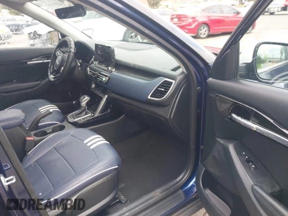 ✅ 2022 Kia Seltos S • VIN: KNDEU2AA0N7317661 • Lot: 43316952. Listed on IAAI with 59,672 mi. Free auction sales archive from the USA and detailed vehicle history report at DreamBid. Image 5.