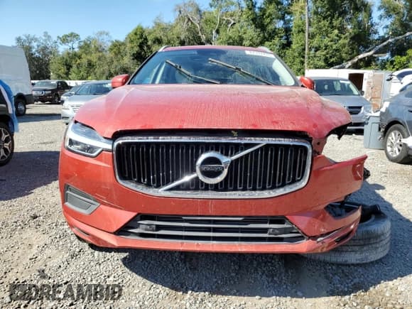✅ 2019 Volvo XC60 Momentum • VIN: LYVA22RK1KB196129 • Lot: 87197475. Wystawiony na Copart z przebiegiem 53 808 mil. Bezpłatny archiwum sprzedaży aukcyjnych z USA i szczegółowy raport historii pojazdu na DreamBid. Zdjęcie 5.