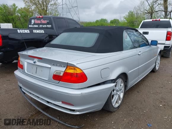 ✅ 2002 BMW 3 Series 325Ci • VIN: WBABS33462JY43617 • Lot: 42094852. Listed on IAAI with 171,353 mi. Free auction sales archive from the USA and detailed vehicle history report at DreamBid. Image 4.