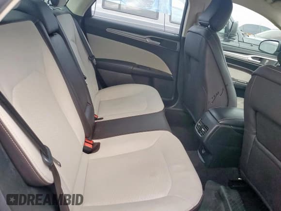 ✅ 2020 Ford Fusion SE • VIN: 3FA6P0HD9LR198763 • Lot: 58788085. Listed on Copart with 104,417 mi. Free auction sales archive from the USA and detailed vehicle history report at DreamBid. Image 10.