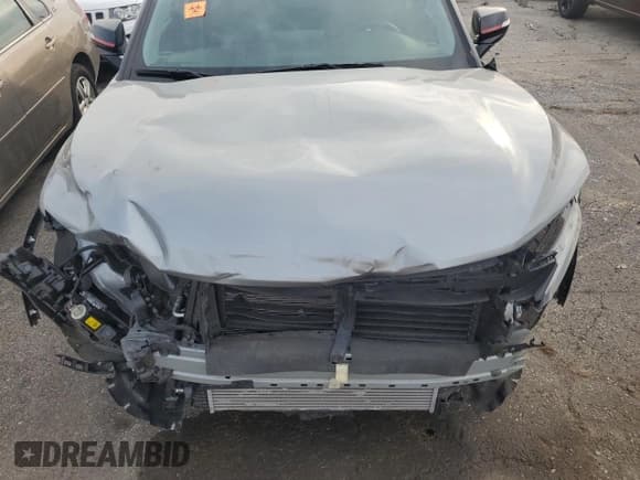 ✅ 2023 Chevrolet Blazer LT • VIN: 3GNKBDR47PS159995 • Lot: 77177174. Listed on Copart with 13,053 mi. Free auction sales archive from the USA and detailed vehicle history report at DreamBid. Image 12.