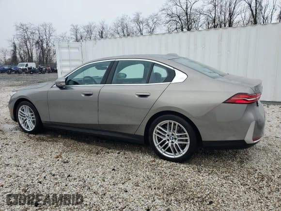 ✅ 2024 BMW 5 Series 530i xDrive • VIN: WBA53FJ0XRCS08930 • Lot: 84928054. Listed on Copart with 8,475 mi. Free auction sales archive from the USA and detailed vehicle history report at DreamBid. Image 2.