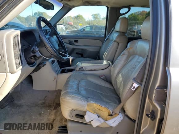 ✅ 2001 Chevrolet Suburban LT • VIN: 3GNEC16T11G144696 • Лот: 72712924. Опубликован ранее на Copart с пробегом Не указан. Бесплатный доступ к архиву аукционных продаж из США и подробный отчёт об истории автомобиля на DreamBid. Изображение 7.