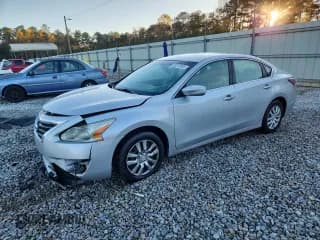 ✅ 2015 Nissan Altima 2.5 • VIN: 1N4AL3AP1FN385059 • Lot: 92073955. Listed on Copart with 192,538 mi. Free auction sales archive from the USA and detailed vehicle history report at DreamBid. Image 1.