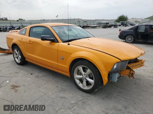 ✅ 2009 Ford Mustang GT • VIN: 1ZVHT82H795124324 • Lot: 56736615. Listed on Copart with 79,985 mi. Free auction sales archive from the USA and detailed vehicle history report at DreamBid. Image 4.