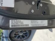 ✅ 2022 Dodge Challenger R/T • VIN: 2C3CDZBTXNH234019 • Lot: 60194254. Wystawiony na Copart z przebiegiem Nie podano. Bezpłatny archiwum sprzedaży aukcyjnych z USA i szczegółowy raport historii pojazdu na DreamBid. Zdjęcie 12.