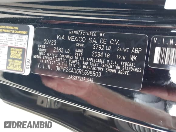 ✅ 2024 Kia Forte LXS • VIN: 3KPF24AD6RE698809 • Lot: 43422557. Wystawiony na IAAI z przebiegiem 31 606 mil. Bezpłatny archiwum sprzedaży aukcyjnych z USA i szczegółowy raport historii pojazdu na DreamBid. Zdjęcie 9.