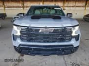 ✅ 2024 Chevrolet Silverado 1500 LT Trail Boss • VIN: 3GCUDFE81RG297408 • Lot: 95907155. Wystawiony na Copart z przebiegiem 43 927 mil. Bezpłatny archiwum sprzedaży aukcyjnych z USA i szczegółowy raport historii pojazdu na DreamBid. Zdjęcie 5.