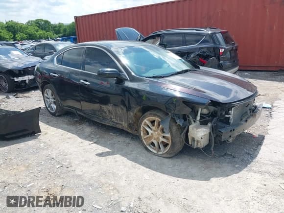 ✅ 2014 Nissan Maxima SV • VIN: 1N4AA5AP3EC450764 • Lot: 42270183. Listed on IAAI with 166,772 mi. Free auction sales archive from the USA and detailed vehicle history report at DreamBid. Image 1.