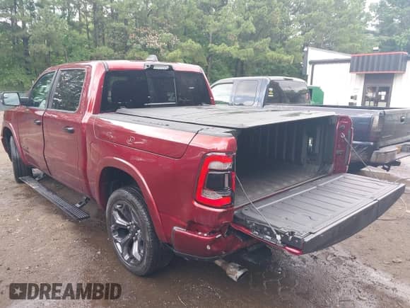 2023 Ram 1500 Limited с VIN 1C6SRFHM2PN509939, выставлен на аукционе IAAI как лот 42514018 с пробегом 31 669 миль миль и . История ставок и продаж доступна на DreamBid. Изображение 3.