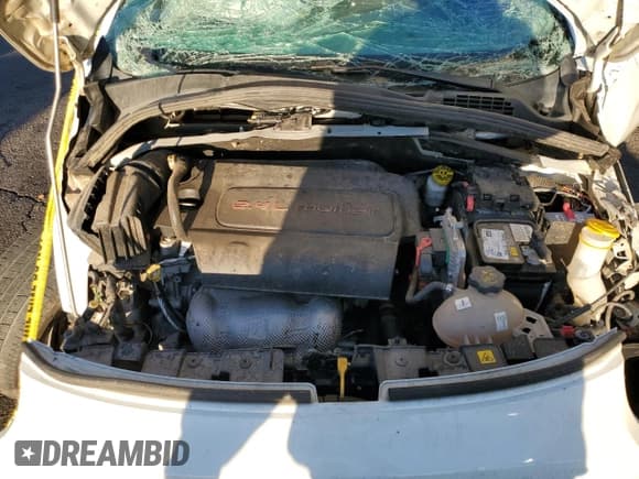 ✅ 2017 FIAT 500X Trekking • VIN: ZFBCFYCB6HP573272 • Lot: 84426945. Wystawiony na Copart z przebiegiem 81 351 mil. Bezpłatny archiwum sprzedaży aukcyjnych z USA i szczegółowy raport historii pojazdu na DreamBid. Zdjęcie 11.