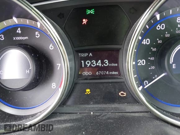 ✅ 2011 Hyundai Sonata GLS • VIN: 5NPEB4AC1BH177646 • Лот: 42212883. Опубликован ранее на IAAI с пробегом 67 074 миль. Бесплатный доступ к архиву аукционных продаж из США и подробный отчёт об истории автомобиля на DreamBid. Изображение 16.