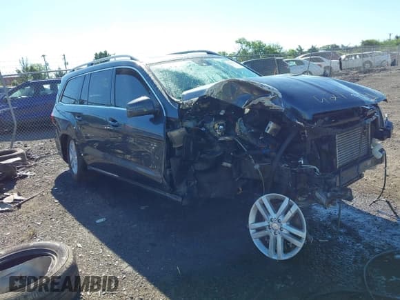 ✅ 2013 Mercedes-Benz GL 350 • VIN: 4JGDF2EE8DA201530 • Lot: 42155476. Listed on IAAI with Not provided. Free auction sales archive from the USA and detailed vehicle history report at DreamBid. Image 19.