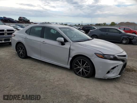 2022 Toyota Camry Hybrid SE с VIN 4T1G31AK6NU045757, выставлен на аукционе Copart как лот 69772015 с пробегом 32 277 миль миль и Списание • Salvage title. История ставок и продаж доступна на DreamBid. Изображение 4.