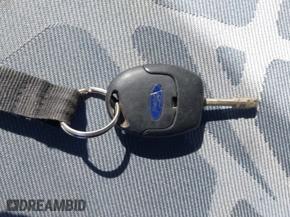 ✅ 2013 Ford Transit Connect XLT • VIN: NM0LS6BN1DT169674 • Лот: 43039188. Опубликован ранее на IAAI с пробегом 108 403 миль. Бесплатный доступ к архиву аукционных продаж из США и подробный отчёт об истории автомобиля на DreamBid. Изображение 11.