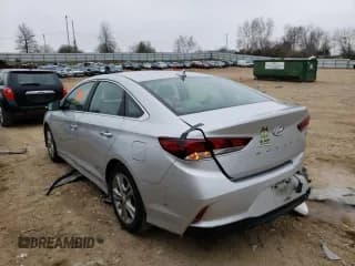 ✅ 2018 Hyundai Sonata Limited • VIN: 5NPE34AF8JH678877 • Lot: 45928213. Listed on Copart with 43,034 mi. Free auction sales archive from the USA and detailed vehicle history report at DreamBid. Image 2.