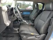 ✅ 2011 Toyota FJ Cruiser • VIN: JTEBU4BF9BK103961 • Lot: 66007444. Wystawiony na Copart z przebiegiem 195 168 mil. Bezpłatny archiwum sprzedaży aukcyjnych z USA i szczegółowy raport historii pojazdu na DreamBid. Zdjęcie 7.