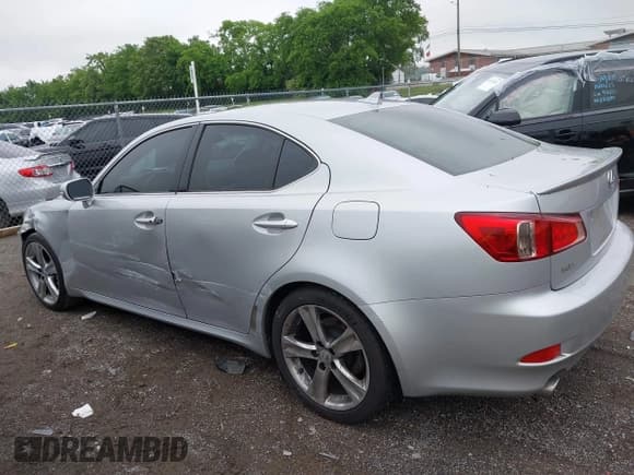 ✅ 2011 Lexus IS 250 • VIN: JTHBF5C21B5148812 • Лот: 42231312. Опубликован ранее на IAAI с пробегом 188 679 миль. Бесплатный доступ к архиву аукционных продаж из США и подробный отчёт об истории автомобиля на DreamBid. Изображение 14.
