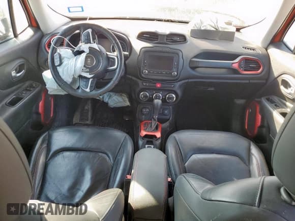 ✅ 2017 Jeep Renegade Trailhawk • VIN: ZACCJBCB0HPE76211 • Lot: 80110805. Listed on Copart with 65,218 mi. Free auction sales archive from the USA and detailed vehicle history report at DreamBid. Image 8.