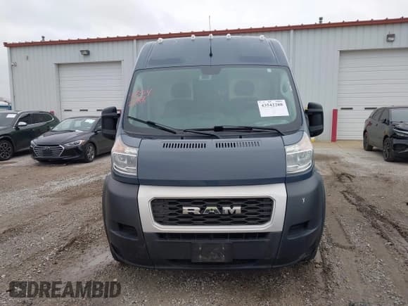 ✅ 2019 Ram ProMaster Cargo • VIN: 3C6TRVDG6KE514718 • Lot: 43542288. Wystawiony na IAAI z przebiegiem 28 070 mil. Bezpłatny archiwum sprzedaży aukcyjnych z USA i szczegółowy raport historii pojazdu na DreamBid. Zdjęcie 13.
