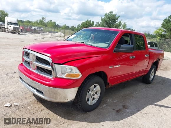 ✅ 2009 Dodge 1500 Laramie • VIN: 1D3HV13T29J505200 • Lot: 43054843. Wystawiony na IAAI z przebiegiem 133 089 mil. Bezpłatny archiwum sprzedaży aukcyjnych z USA i szczegółowy raport historii pojazdu na DreamBid. Zdjęcie 2.