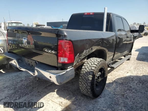 ✅ 2016 Ram 2500 Big Horn • VIN: 3C6UR5DL4GG231196 • Lot: 75256684. Listed on Copart with 172,606 mi. Free auction sales archive from the USA and detailed vehicle history report at DreamBid. Image 3.