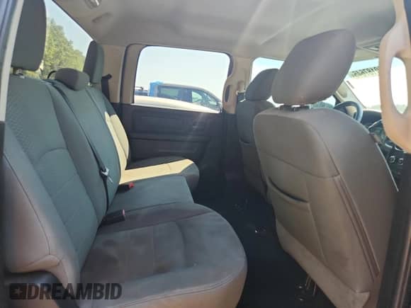 2013 Ram 1500 Express z VIN 1C6RR6KT4DS717087, wystawiony jako Copart lot #80187645 z przebiegiem 248 311 mil mil oraz Czysty tytuł • Clean title. Historia ofert i sprzedaży dostępna na DreamBid. Obrazek 10.