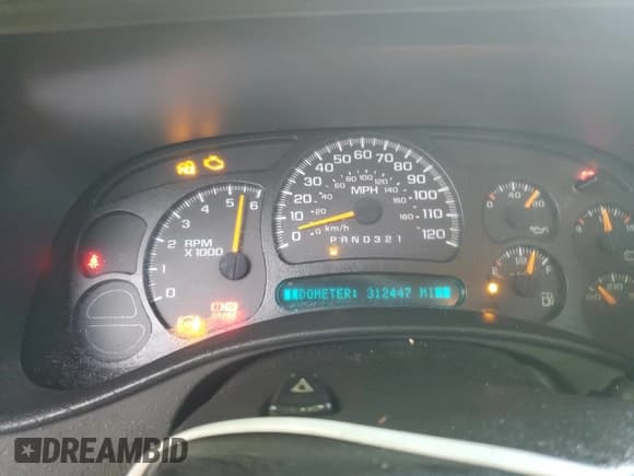 ✅ 2003 Chevrolet Suburban LT • VIN: 3GNFK16Z93G151040 • Lot: 58938435. Listed on Copart with 312,447 mi. Free auction sales archive from the USA and detailed vehicle history report at DreamBid. Image 9.