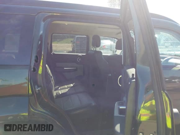 ✅ 2010 Dodge Nitro • VIN: 1D4PU5GX9AW125101 • Lot: 43460613. Wystawiony na IAAI z przebiegiem 191 794 mil. Bezpłatny archiwum sprzedaży aukcyjnych z USA i szczegółowy raport historii pojazdu na DreamBid. Zdjęcie 8.