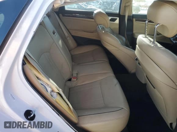 ✅ 2015 Hyundai Genesis 3.8L • VIN: KMHGN4JE6FU068317 • Lot: 79469664. Wystawiony na Copart z przebiegiem 122 640 mil. Bezpłatny archiwum sprzedaży aukcyjnych z USA i szczegółowy raport historii pojazdu na DreamBid. Zdjęcie 10.