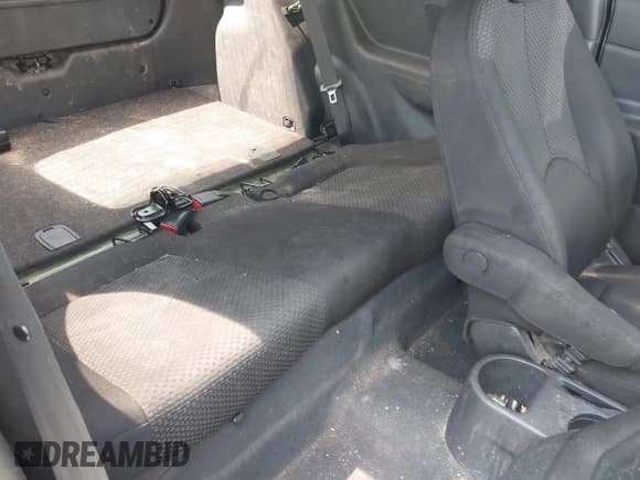 ✅ 2009 Hyundai Accent GS • VIN: KMHCM36CX9U120393 • Лот: 42797978. Опубликован ранее на IAAI с пробегом 209 261 миль. Бесплатный доступ к архиву аукционных продаж из США и подробный отчёт об истории автомобиля на DreamBid. Изображение 8.