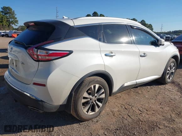 ✅ 2015 Nissan Murano SV • VIN: 5N1AZ2MG1FN233731 • Lot: 43574098. Listed on IAAI with 148,340 mi. Free auction sales archive from the USA and detailed vehicle history report at DreamBid. Image 4.