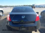 ✅ 2010 Honda Accord LX-S • VIN: 1HGCS1B39AA002444 • Лот: 43644229. Опубликован ранее на IAAI с пробегом 121 630 миль. Бесплатный доступ к архиву аукционных продаж из США и подробный отчёт об истории автомобиля на DreamBid. Изображение 17.