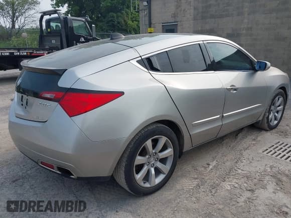 ✅ 2010 Acura ZDX Advance • VIN: 2HNYB1H67AH504063 • Lot: 42920121. Wystawiony na IAAI z przebiegiem 170 669 mil. Bezpłatny archiwum sprzedaży aukcyjnych z USA i szczegółowy raport historii pojazdu na DreamBid. Zdjęcie 4.