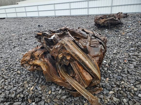 ✅ 2017 Porsche Cayenne • VIN: WP1AA2A26HKA82487 • Лот: 55988005. Опубликован ранее на Copart с пробегом Не указан. Бесплатный доступ к архиву аукционных продаж из США и подробный отчёт об истории автомобиля на DreamBid. Изображение 3.