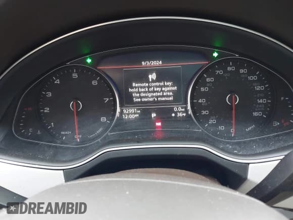 ✅ 2018 Audi Q7 • VIN: WA1AHBF71JD045630 • Lot: 41526656. Wystawiony na IAAI z przebiegiem 92 991 mil. Bezpłatny archiwum sprzedaży aukcyjnych z USA i szczegółowy raport historii pojazdu na DreamBid. Zdjęcie 7.