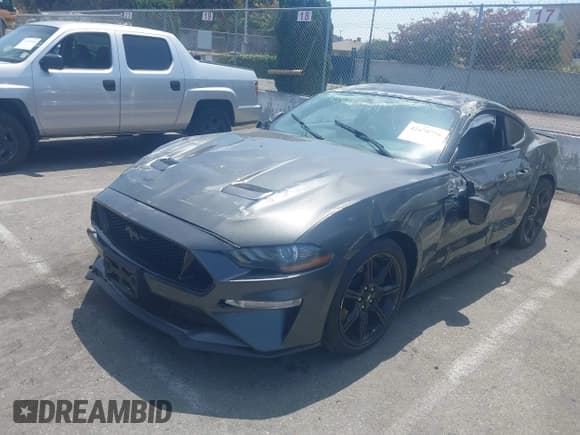 ✅ 2020 Ford Mustang GT • VIN: 1FA6P8CF9L5187496 • Lot: 42478758. Wystawiony na IAAI z przebiegiem 20 835 mil. Bezpłatny archiwum sprzedaży aukcyjnych z USA i szczegółowy raport historii pojazdu na DreamBid. Zdjęcie 2.