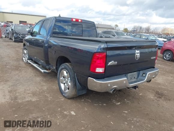 ✅ 2018 Ram 1500 Big Horn • VIN: 1C6RR7GT2JS312355 • Lot: 43677587. Listed on IAAI with 32,462 mi. Free auction sales archive from the USA and detailed vehicle history report at DreamBid. Image 3.