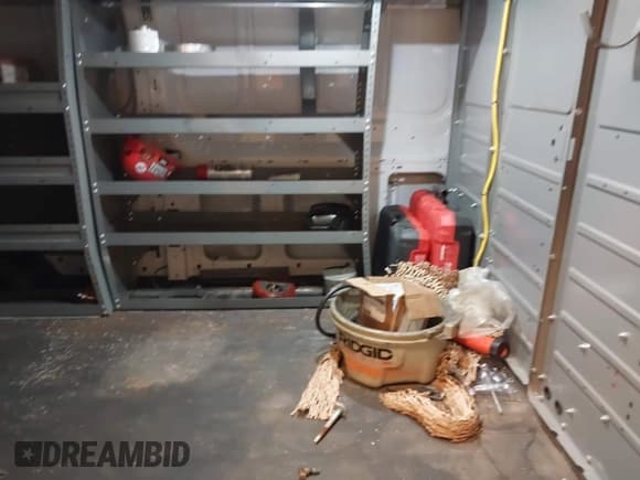 ✅ 2022 Ford Transit • VIN: 1FTBW2Y86NKA06331 • Lot: 41842602. Wystawiony na IAAI z przebiegiem 32 869 mil. Bezpłatny archiwum sprzedaży aukcyjnych z USA i szczegółowy raport historii pojazdu na DreamBid. Zdjęcie 8.