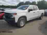 2020 Chevrolet Silverado 1500 Work Truck z VIN 1GCRYAEH2LZ357443, wystawiony jako Copart lot #55272974 z przebiegiem 69 419 mil mil oraz Szkoda całkowita • Salvage title. Historia ofert i sprzedaży dostępna na DreamBid. Obrazek 1.