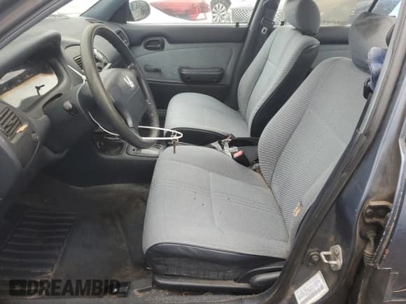 ✅ 1993 Geo Prizm • VIN: 1Y1SK5365PZ007317 • Lot: 52385495. Listed on Copart with 183,582 mi. Free auction sales archive from the USA and detailed vehicle history report at DreamBid. Image 7.